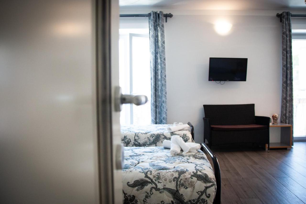 מראטיאה B&B La Torre מראה חיצוני תמונה